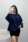 Kalp Nakışlı Şardonlu Oversize Sweat Lacivert - 21621.200.